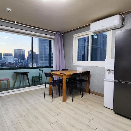 1012 House Namsan Hotel Seoul Exterior photo