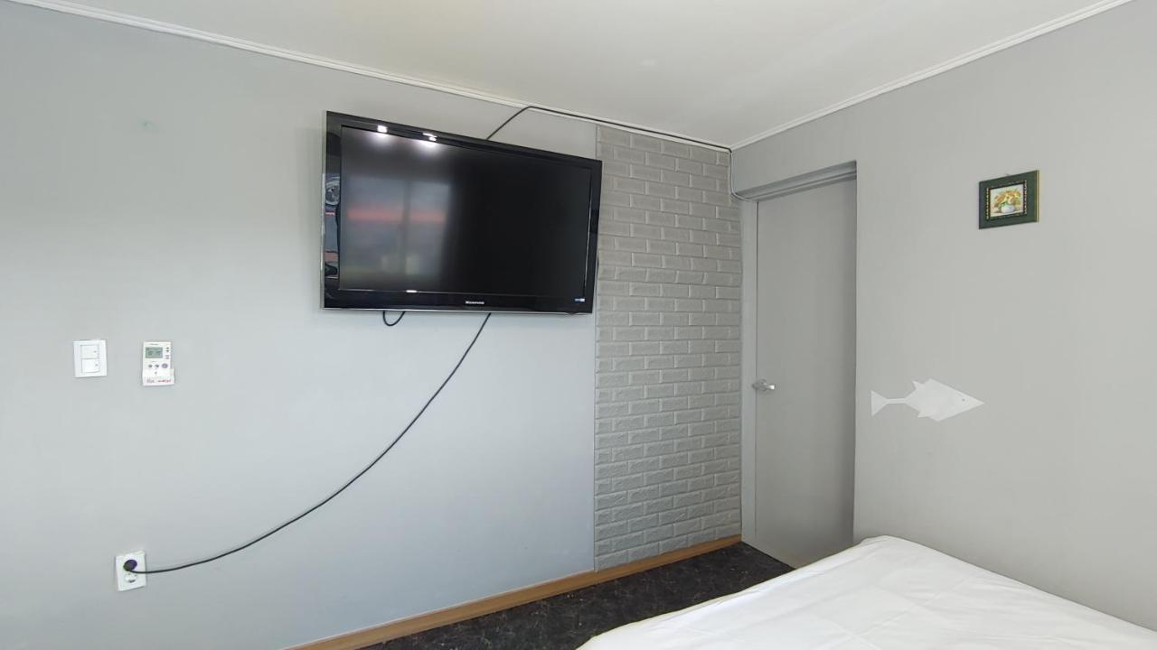 1012 House Namsan Hotel Seoul Exterior photo