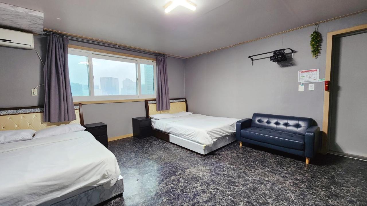 1012 House Namsan Hotel Seoul Exterior photo