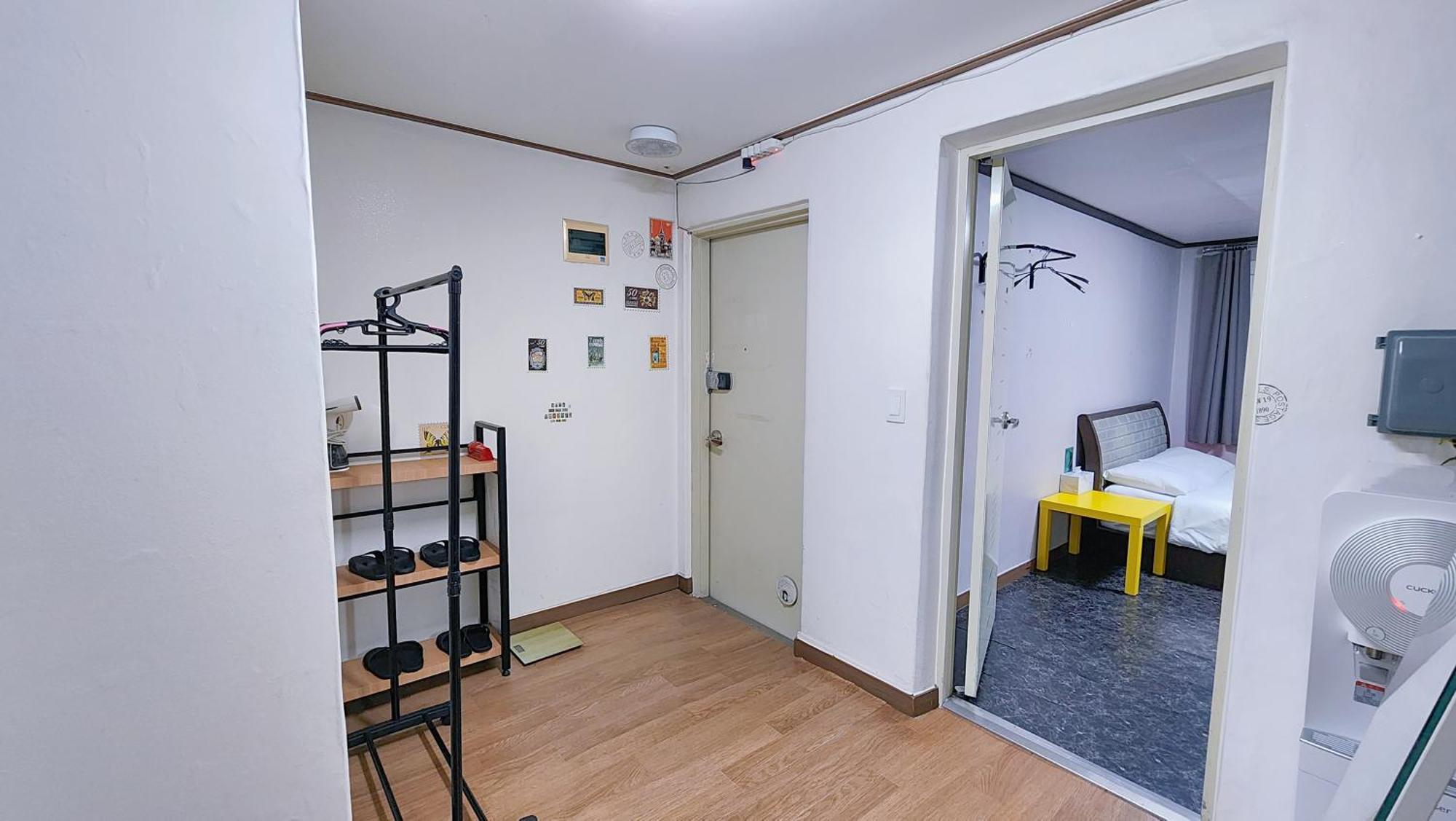 1012 House Namsan Hotel Seoul Room photo