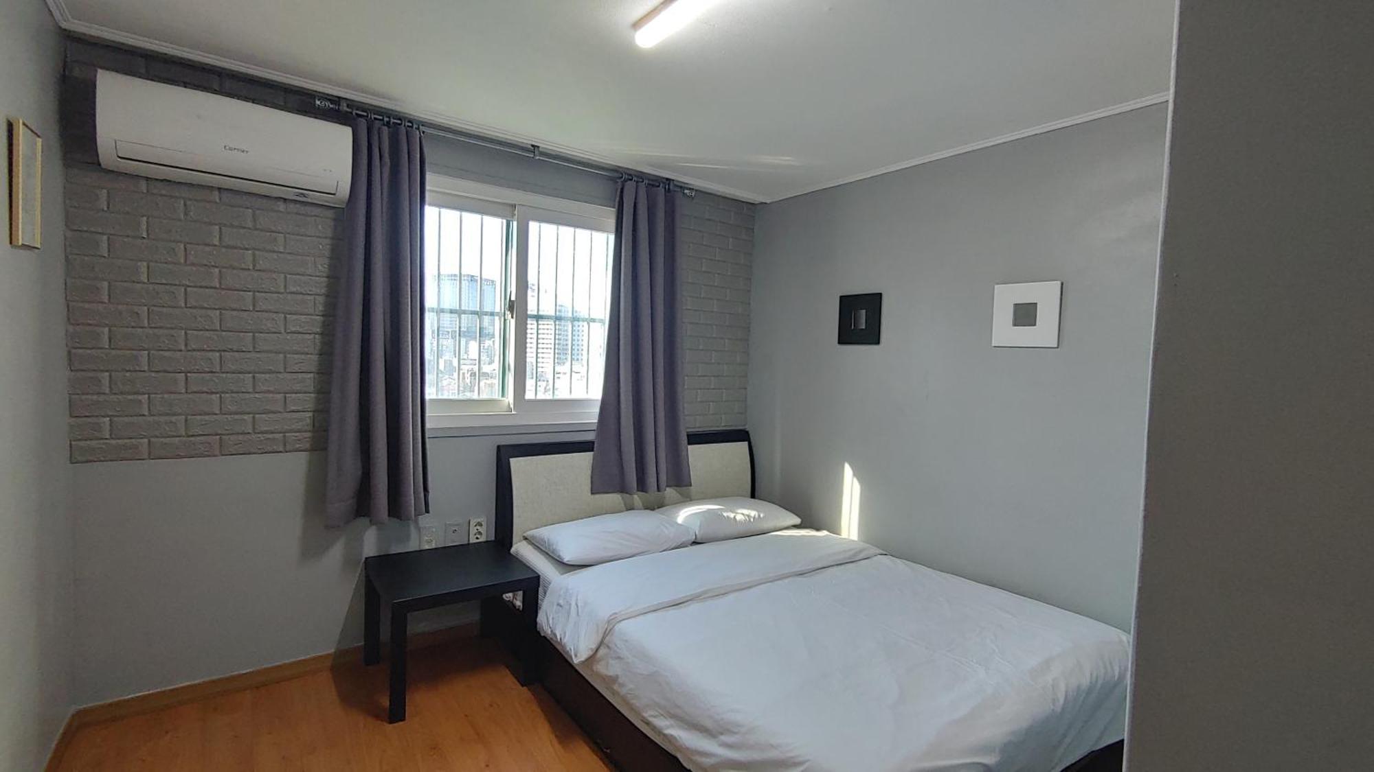 1012 House Namsan Hotel Seoul Room photo