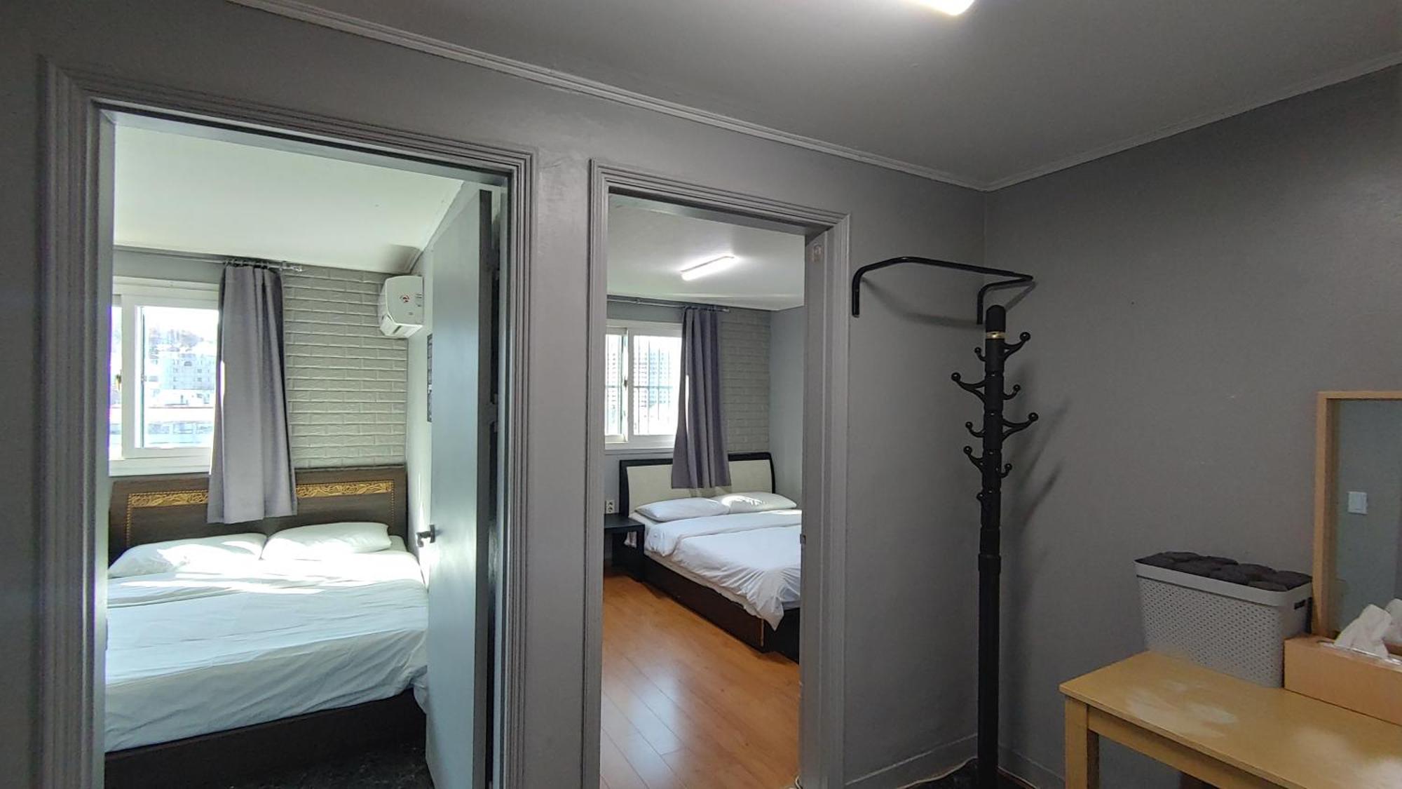 1012 House Namsan Hotel Seoul Room photo