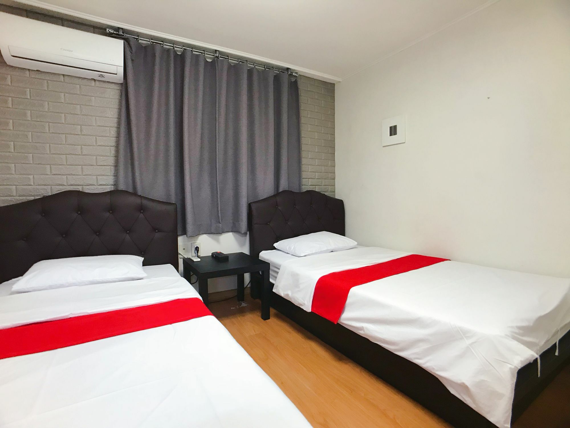 1012 House Namsan Hotel Seoul Exterior photo