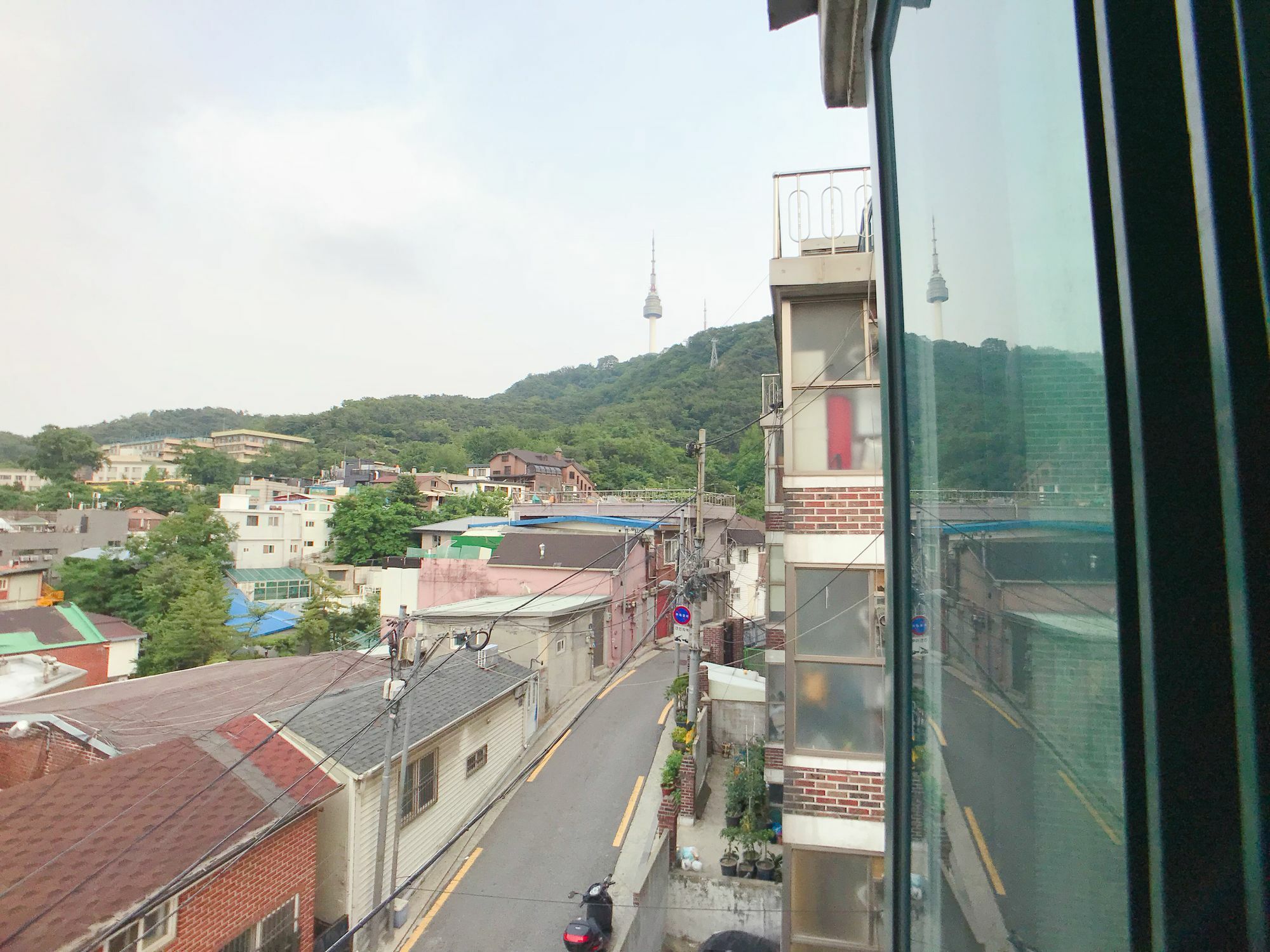 1012 House Namsan Hotel Seoul Exterior photo